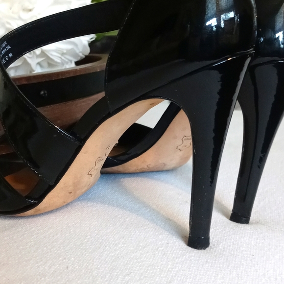 J vincent black open toe heels - Picture 3 of 5